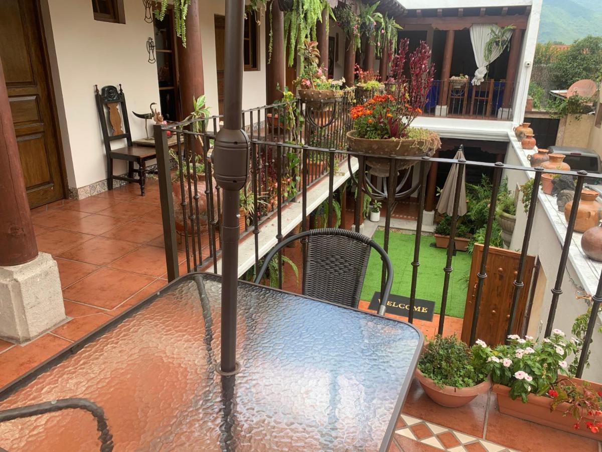Hotel Mansion Del Rey Antigua Buitenkant foto