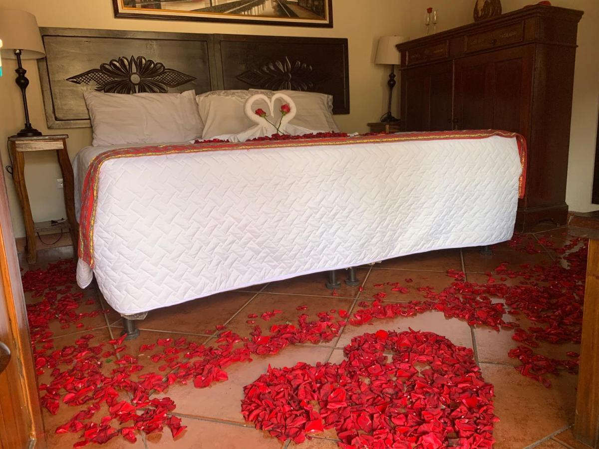 Hotel Mansion Del Rey Antigua Buitenkant foto